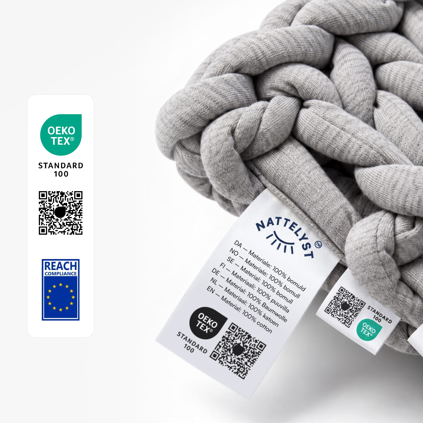 Grau geflochtenes Strickkissen mit OEKO‑TEX‑Label und REACH‑Etikett